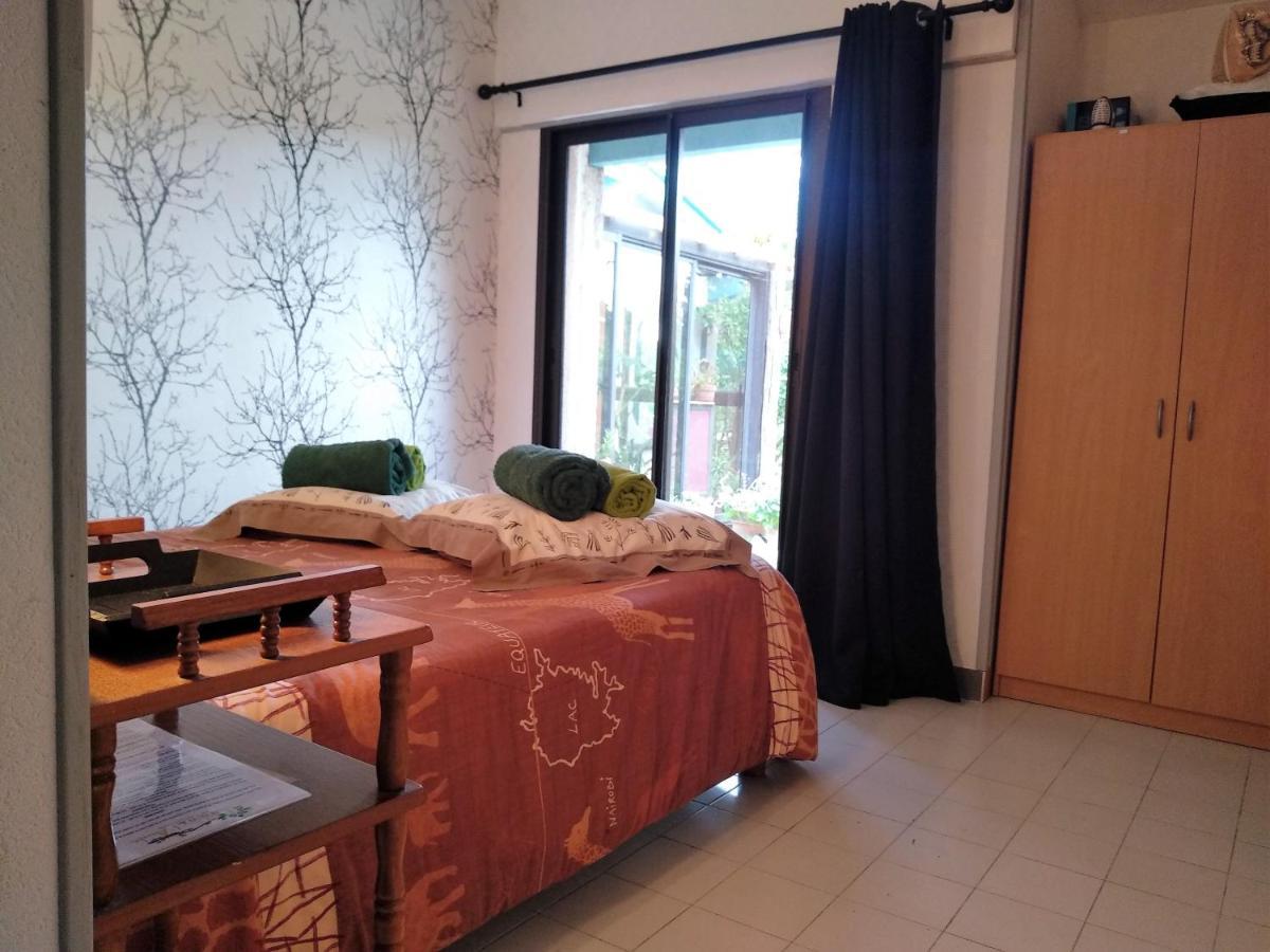 Chambre Independante Piscine, Parc, Cuisine... Brézilhac Екстериор снимка